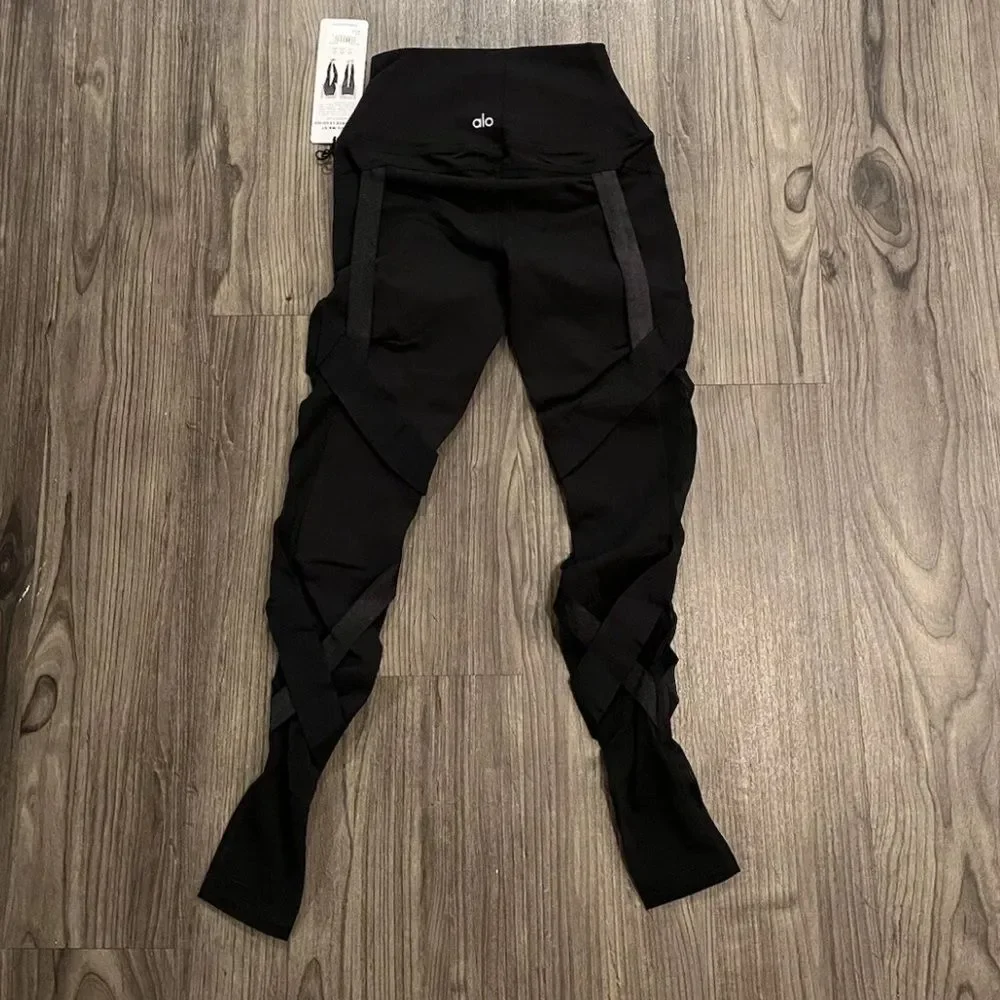 NWT Alo Yoga High Rise Waist Bandage Legging Sz XS Black